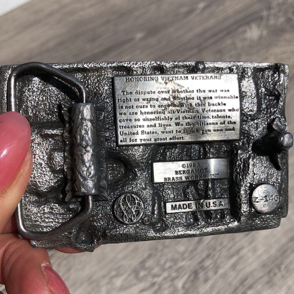 Vietnam veteran belt buckle made in USA - Picture 3 of 6